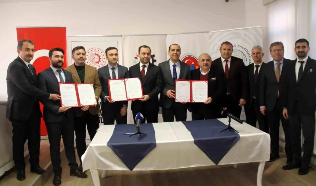 Çankırı'da SOGEP kapsamında önemli üç projenin imzaları atıldı. Bu projeler,