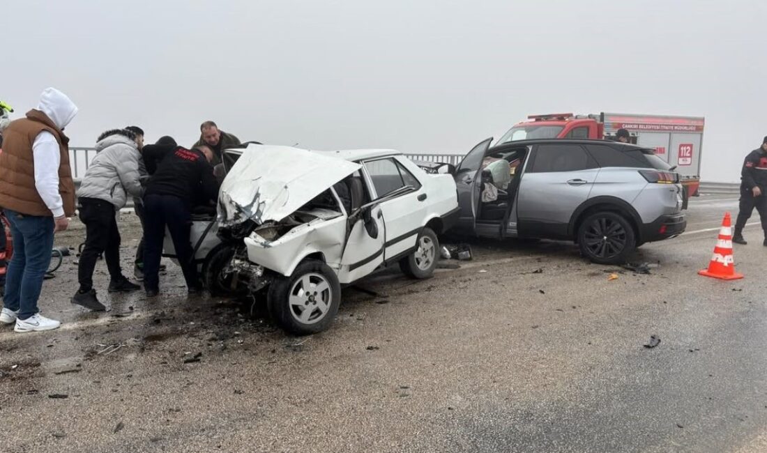 Çankırı'da meydana gelen trafik kazasında 1 kişi hayatını kaybederken, 2