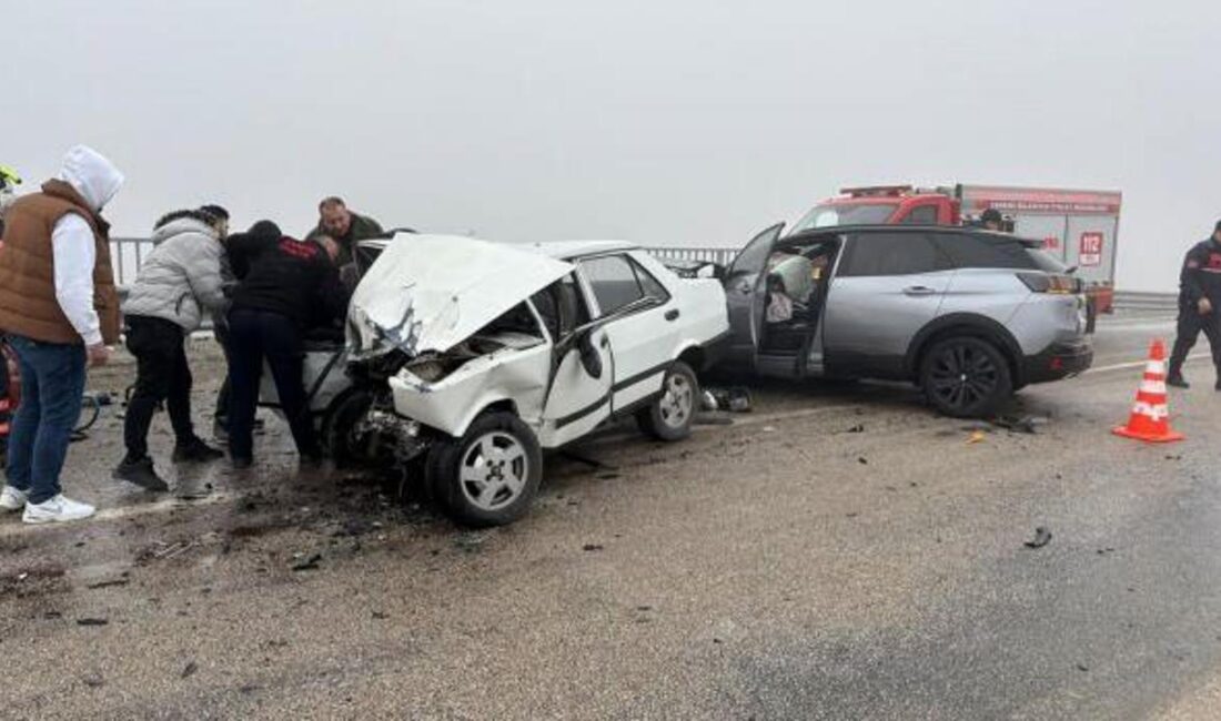 Çankırı'da meydana gelen trafik kazasında 1 kişi hayatını kaybetti, 2