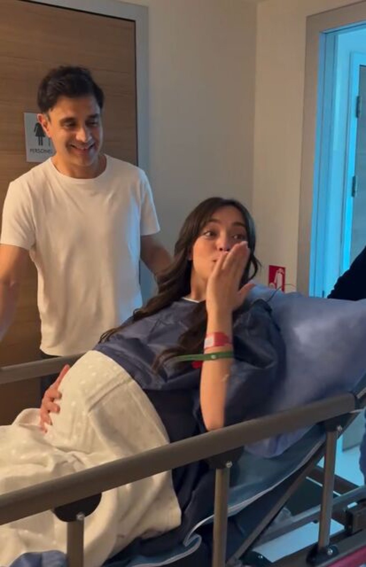 Cansel Elçin ve Zeynep Tuğçe Bayat'tan Mutlu Haberi!