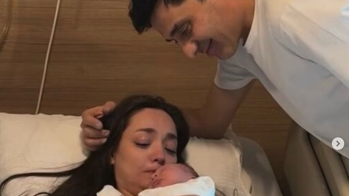 Cansel Elçin ve Zeynep Tuğçe Bayat, mutlu bir haberle karşımızda!