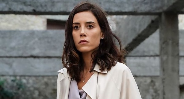 Cansu Dere'nin Menajerlik İlişkisi ve Ayşe Barım'ın Tutuklanma Gelişmeleri