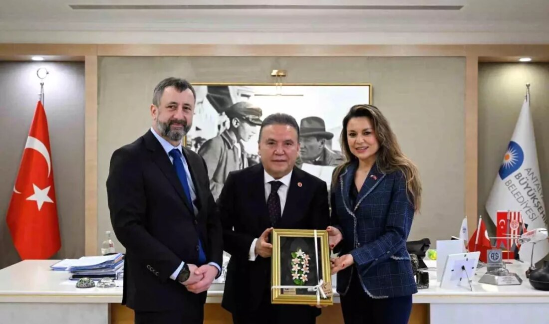 Çek Cumhuriyeti Ankara Büyükelçisi Petr Stepanek, Antalya Büyükşehir Belediye Başkanı