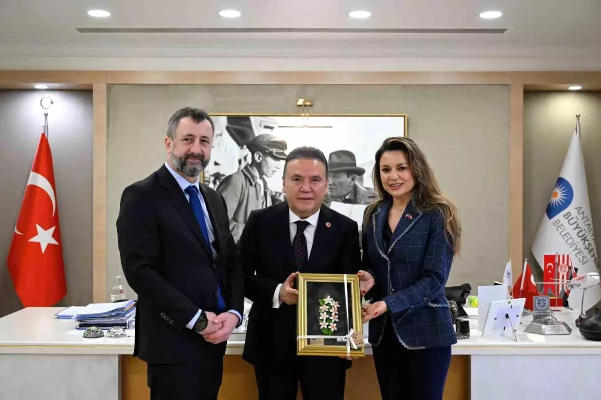 Çek Cumhuriyeti Ankara Büyükelçisi Petr Stepanek, Antalya Büyükşehir Belediye Başkanı