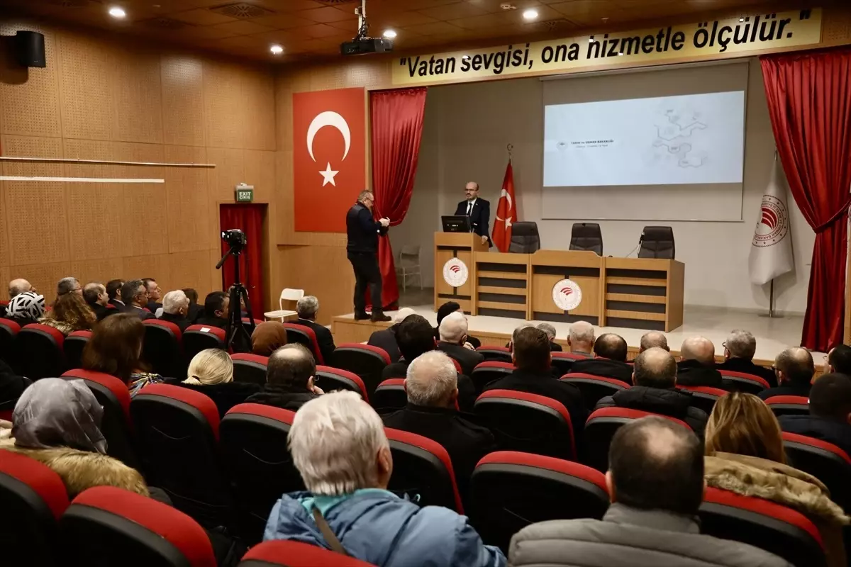 Çeltikte sözleşmeli üretim sektörü, Samsun'da düzenlenen toplantıda bir araya geldi.