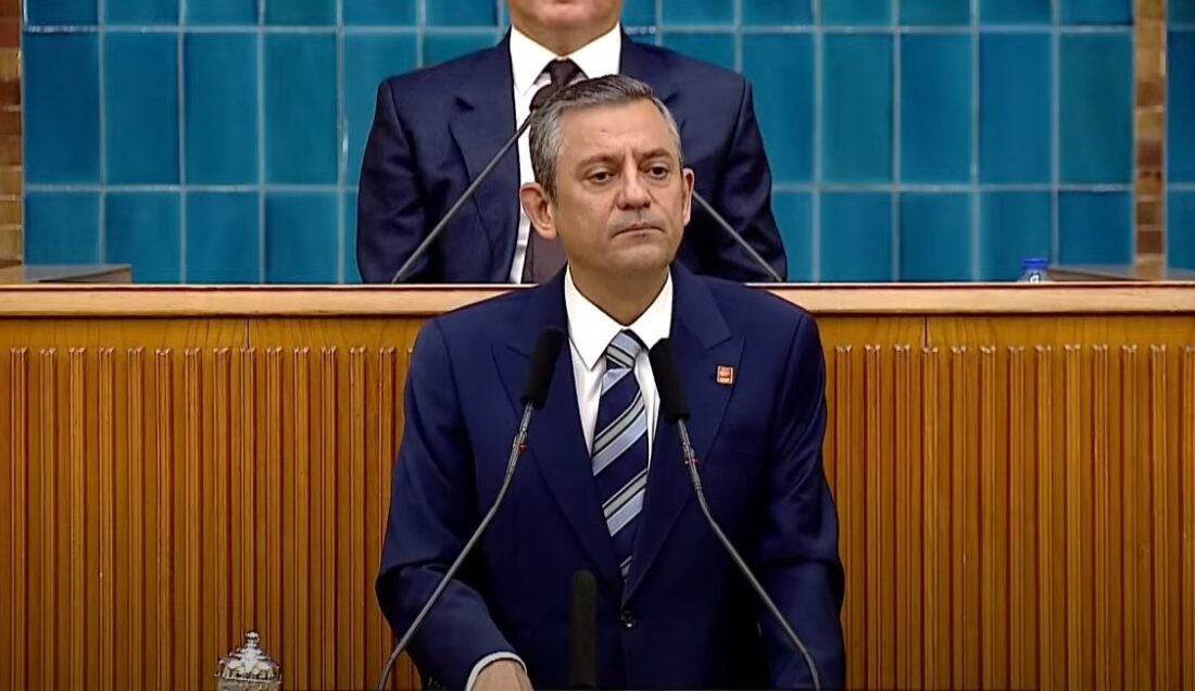 CHP Grup Toplantısında Özgür Özel, partinin güncel politikaları ve Türkiye'nin