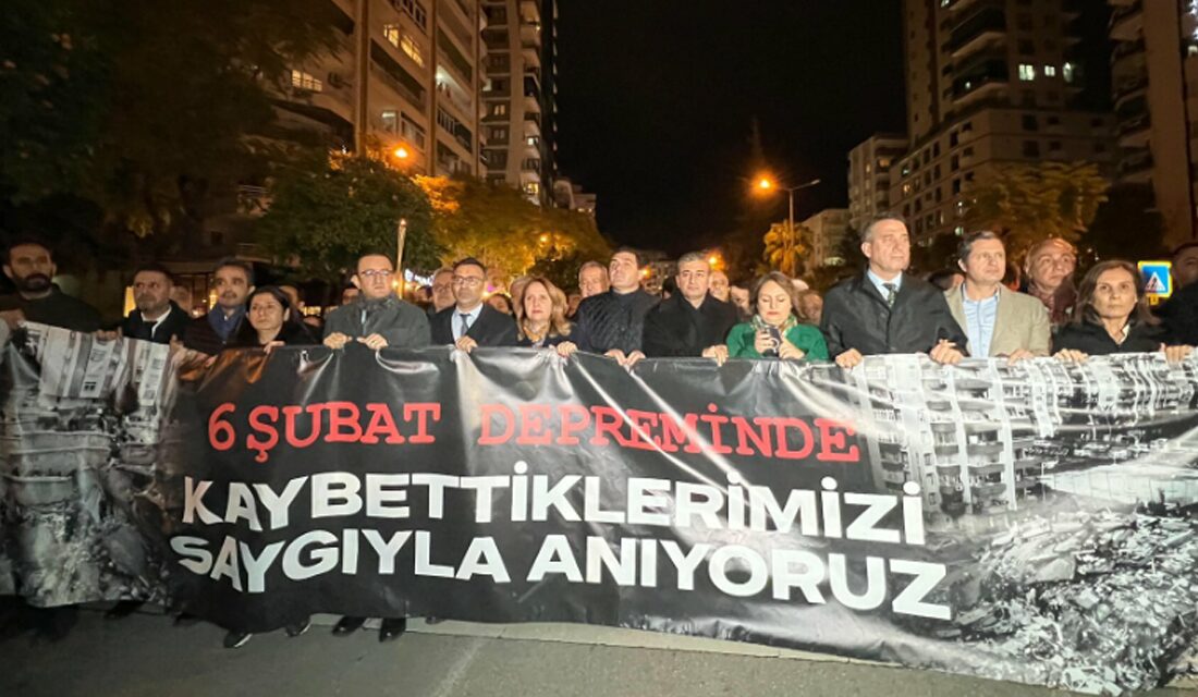 CHP Heyeti, 6 Şubat'ta meydana gelen depremlerin yıl dönümünde Adana'ya
