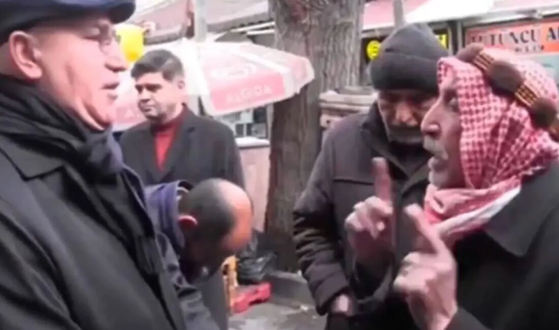 CHP heyeti, Şanlıurfa'da esnafla bir araya gelerek kadına şiddet yasağı