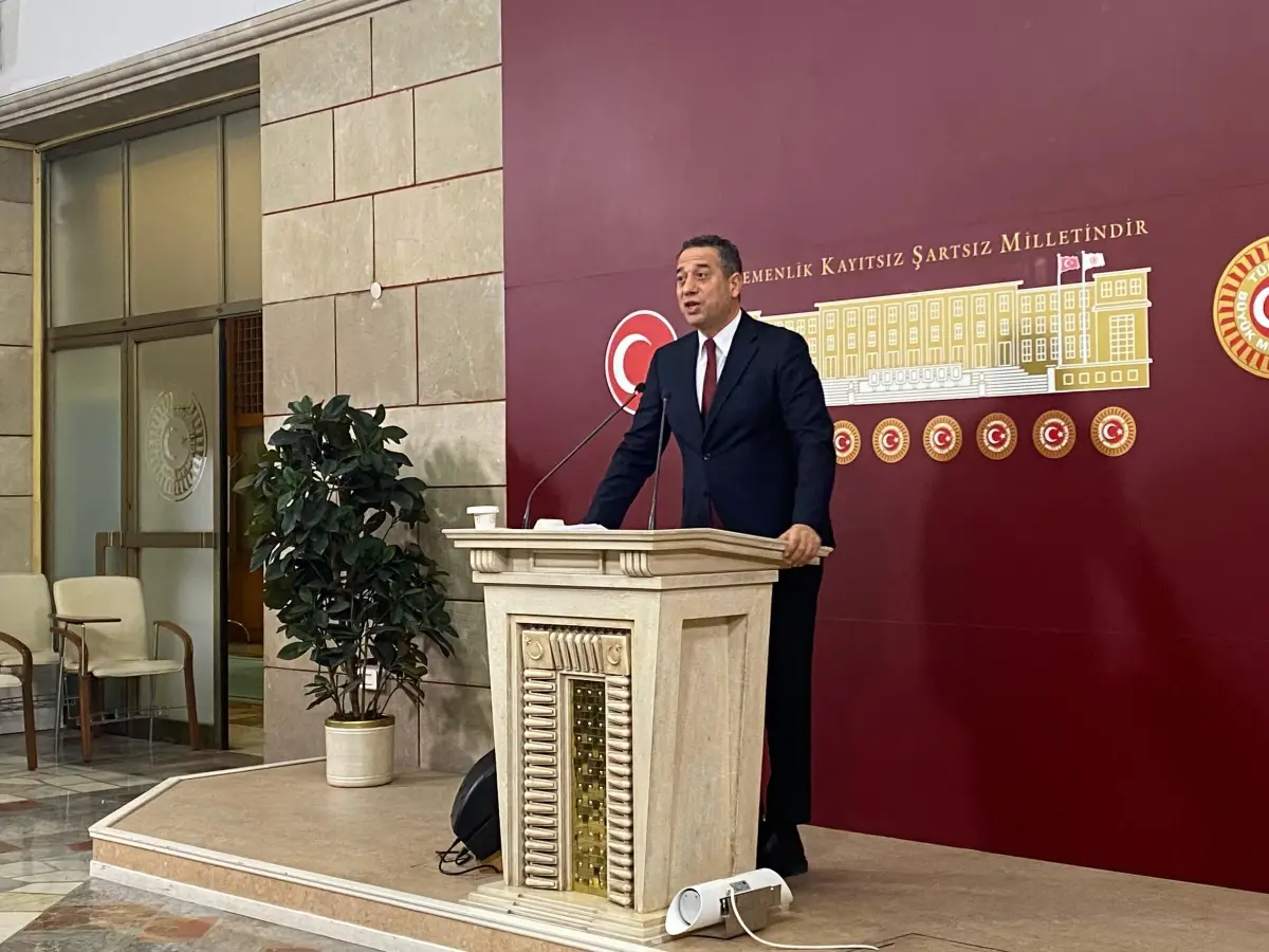 CHP'li Ali Mahir Başarır, erken seçim çağrısı yaparak Türkiye'nin siyasi
