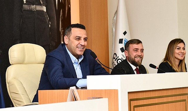 Çiğli Belediyesi, emeklilere ve memurlara müjdeli bir haber veriyor! Tazminat