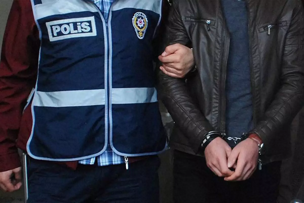 Kahramanmaraş'ın Ekinözü ilçesinde bir kişiyi bıçaklayarak öldürdüğü sav edilen muhtar,