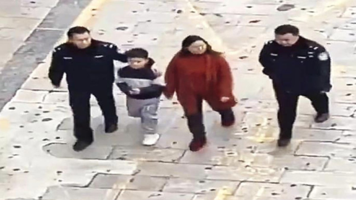 "Çin'de Çocuk Oyunuyla Başlayan Büyük Patlama" başlıklı yazımızda, çocuk oyunlarının
