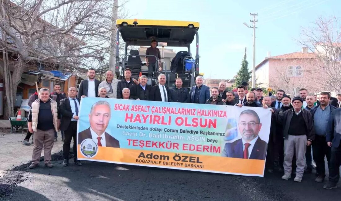 Çorum Belediyesi, ilçelere asfalt ve kilit taşı desteği sağlayarak, altyapı