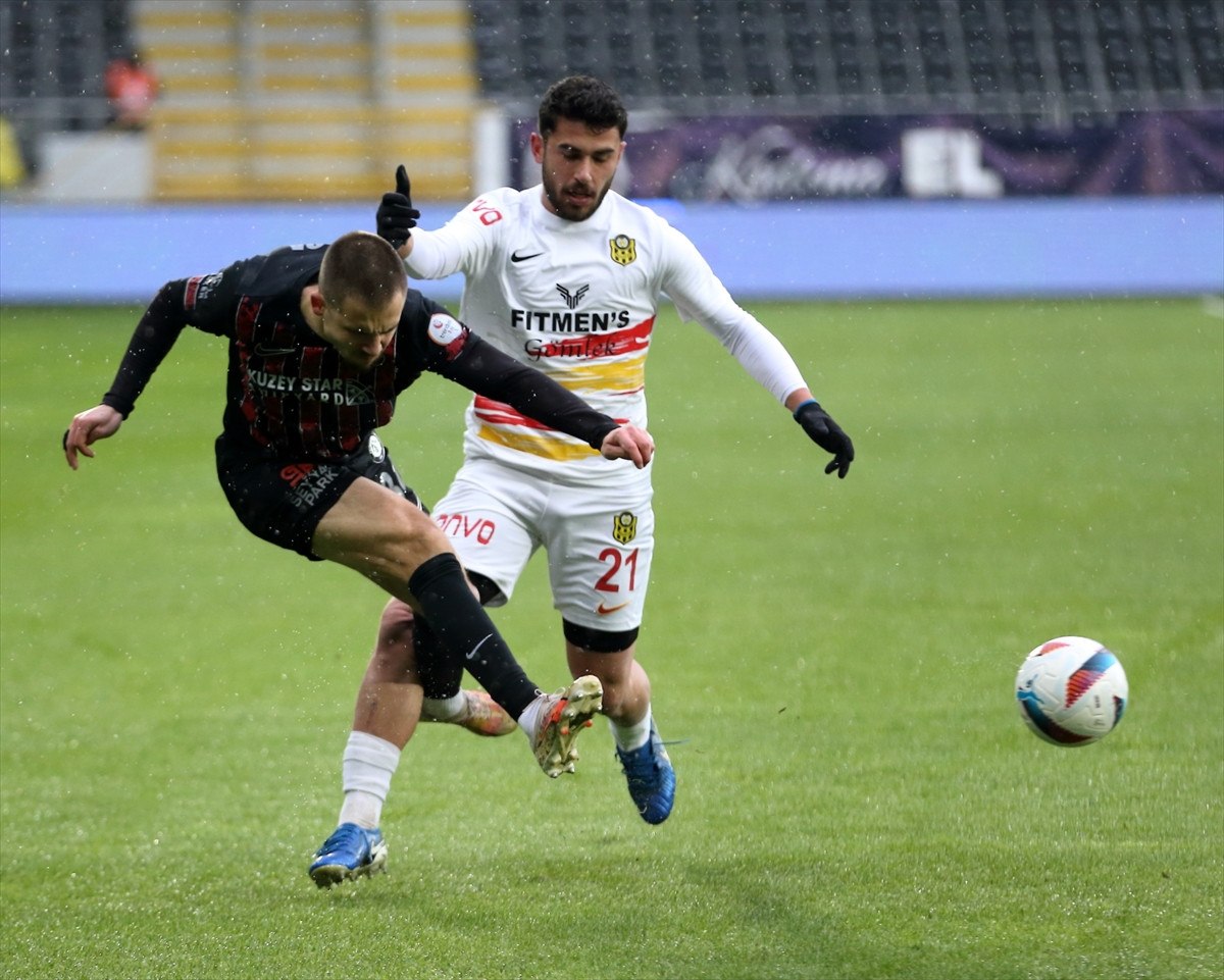 Çorum FK, Yeni Malatyaspor'u 2-0 Geçti
