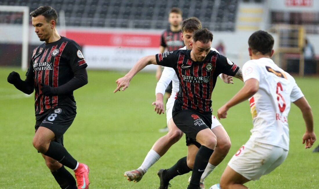 Çorum FK, Yeni Malatyaspor'u 2-0 mağlup ederek ligdeki 4. sıraya