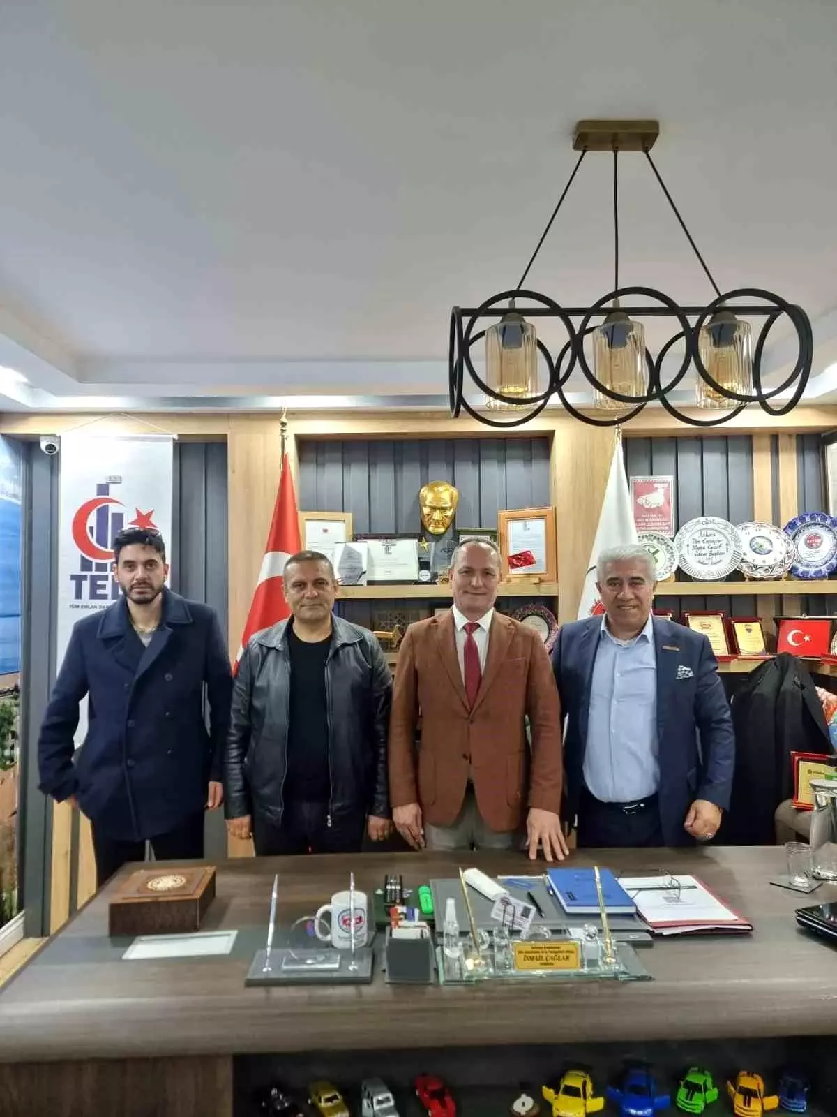 Çorumlu İş İnsanları Platformu, Antalya Emlakçılar Odası'nı ziyaret ederek işbirliği