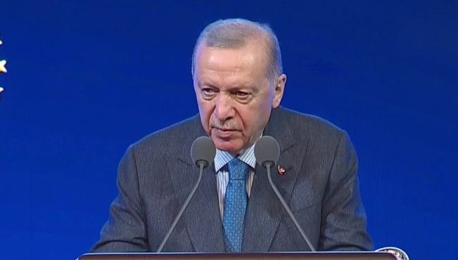 Cumhurbaşkanı Erdoğan, İŞKUR'un gençler için hazırladığı yeni istihdam programını tanıttı.
