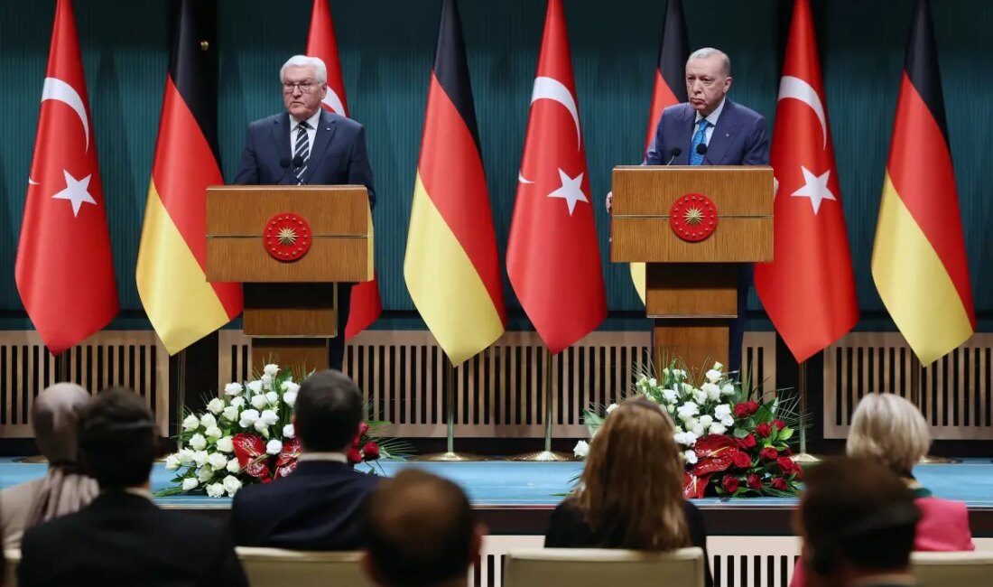 Cumhurbaşkanı Erdoğan ve Almanya Cumhurbaşkanı Steinmeier'in gerçekleştirdiği görüşme, yabancı düşmanlığına