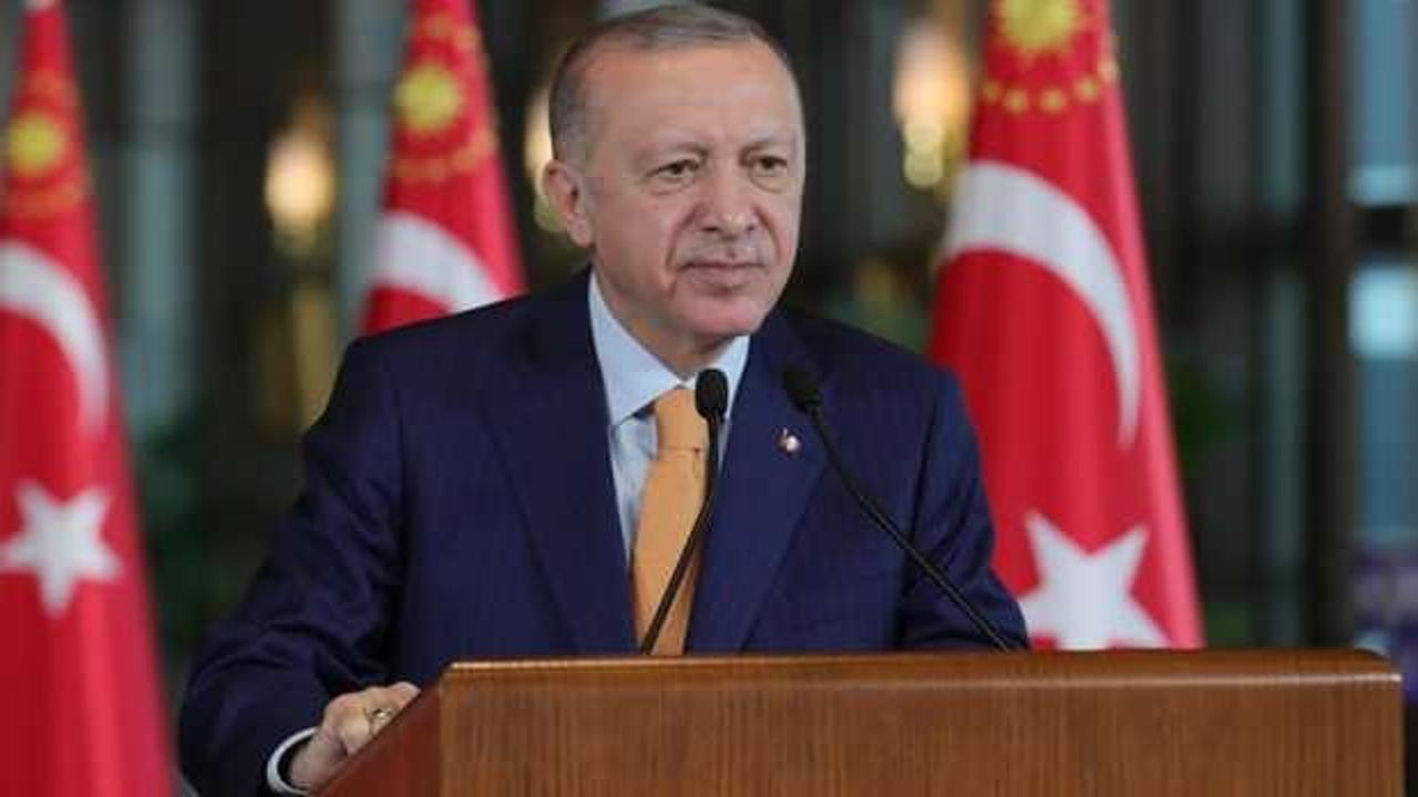 Cumhurbaşkanı Erdoğan, ünlü yazar Alev Alatlı'nın anısına özel bir mesaj