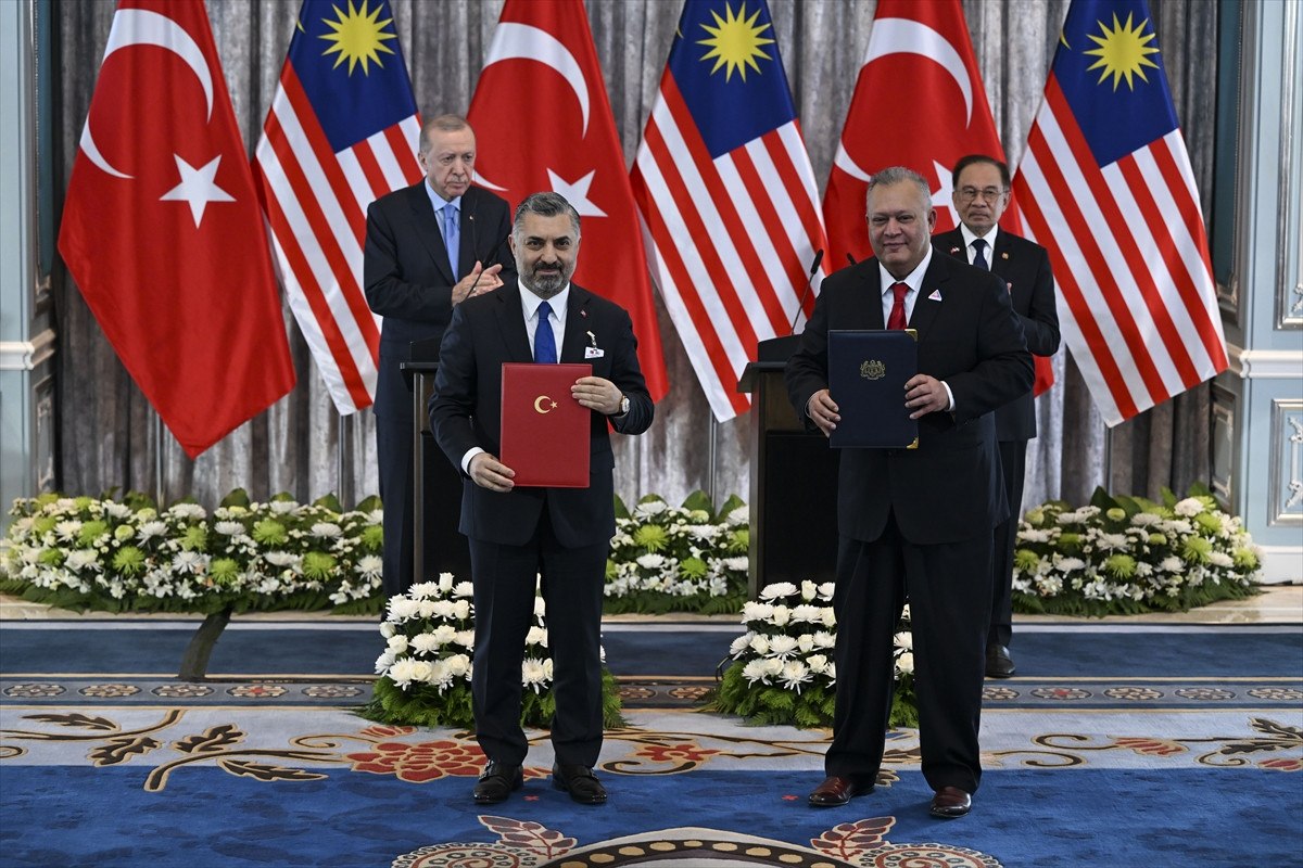 Cumhurbaşkanı Erdoğan'ın Malezya'daki Temasları ve Anlaşmalar