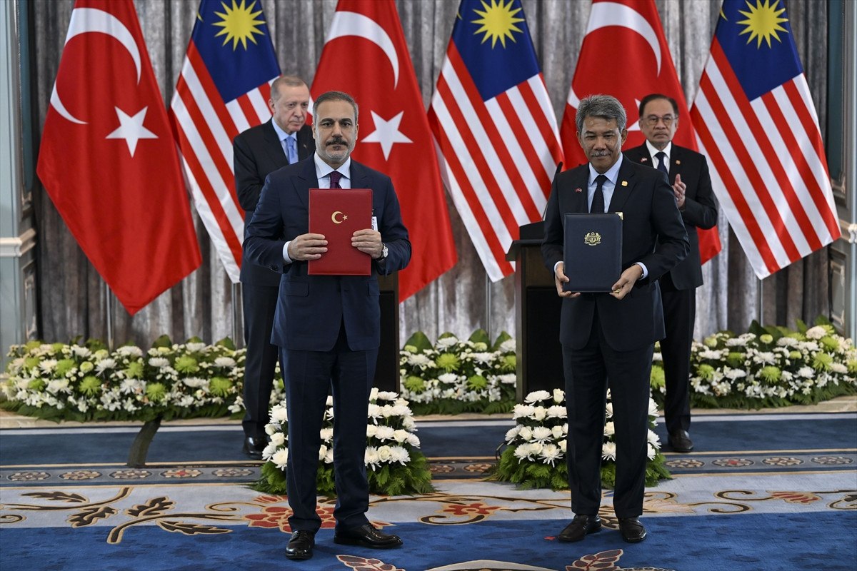 Cumhurbaşkanı Erdoğan'ın Malezya'daki Temasları ve Anlaşmalar