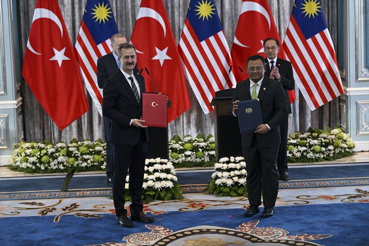 Cumhurbaşkanı Erdoğan'ın Malezya'daki Temasları ve Anlaşmalar
