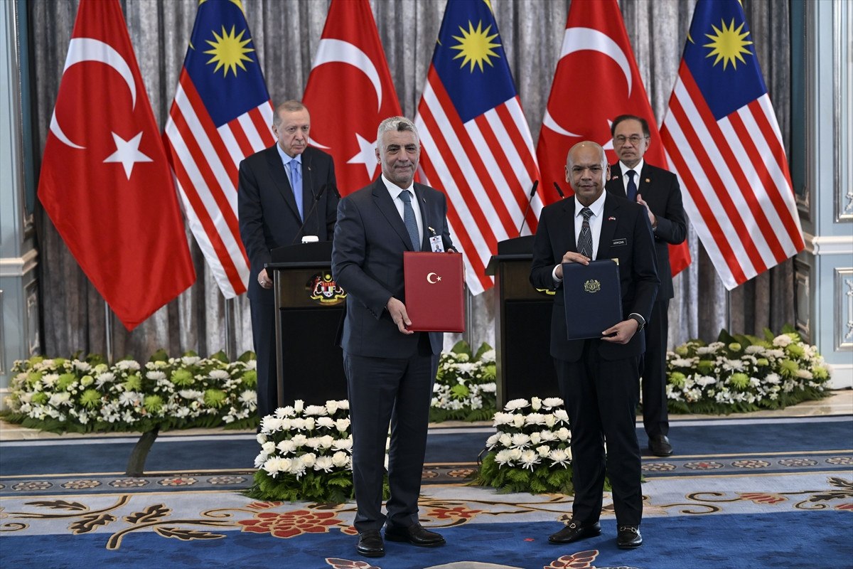 Cumhurbaşkanı Erdoğan'ın Malezya'daki Temasları ve Anlaşmalar