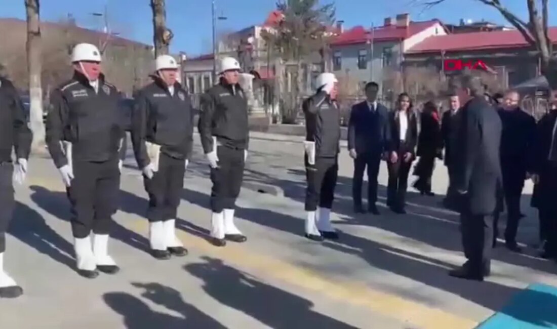 Cumhurbaşkanı Yardımcısı Cevdet Yılmaz, üniversitelerin farklılaşma ve Ar-Ge çalışmalarına önem