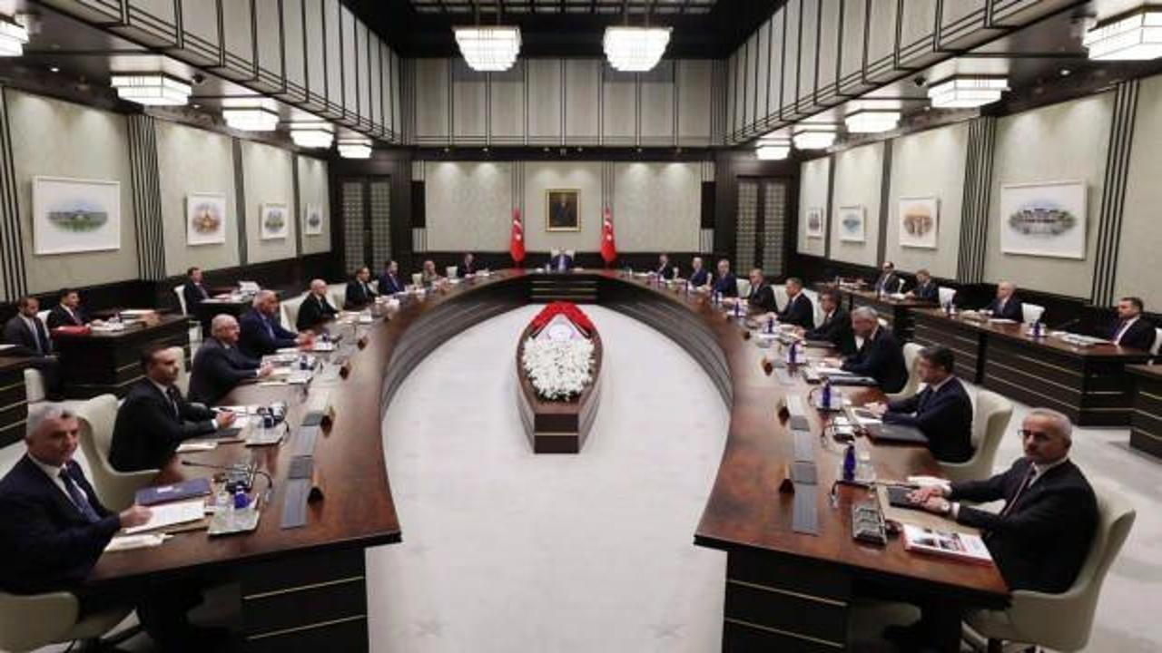 Cumhurbaşkanlığı Kabinesi, yangın faciası ve terörle mücadele konularını ele almak