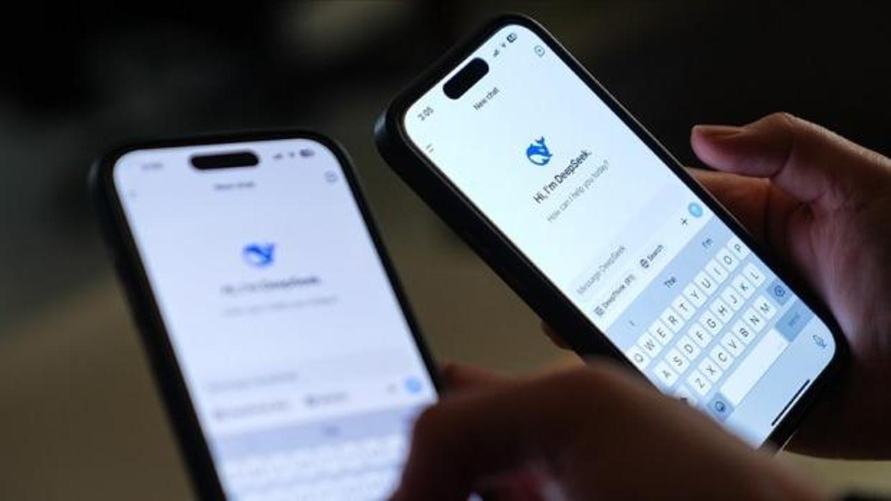 DeepSeek yapay zeka platformunun güvenlik endişeleri üzerine kapsamlı bir inceleme.