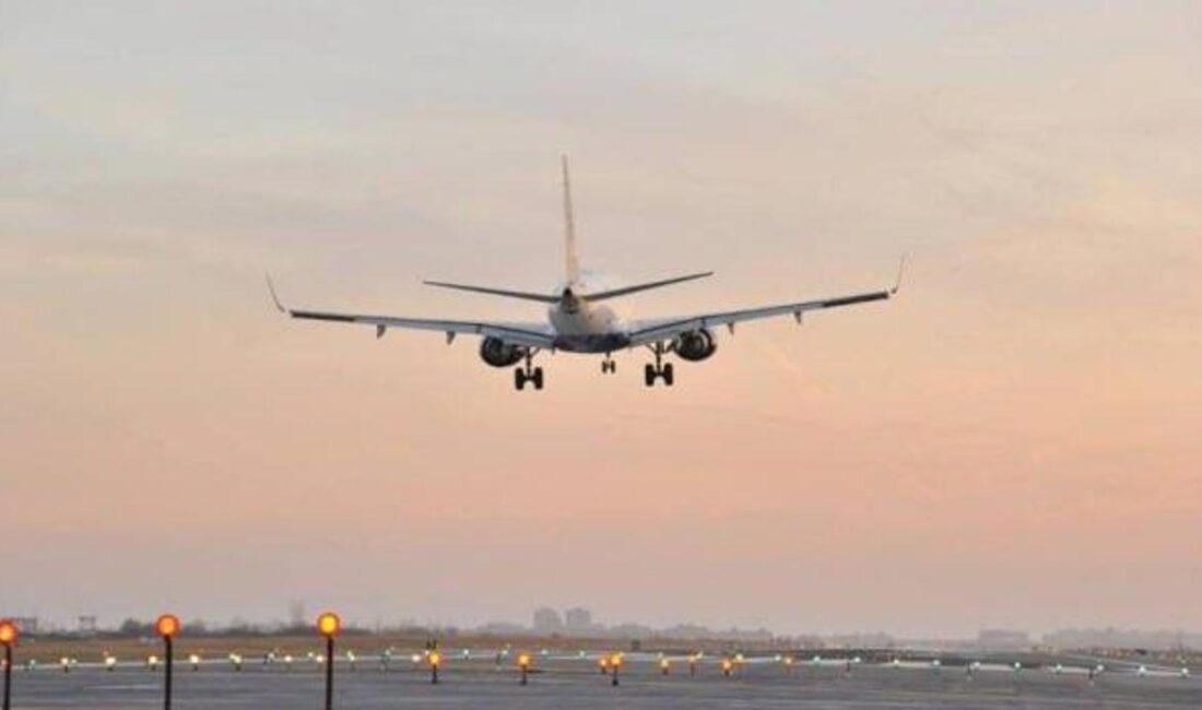 Delta Hava Yolları'na ait bir uçak, kötü bir koku nedeniyle