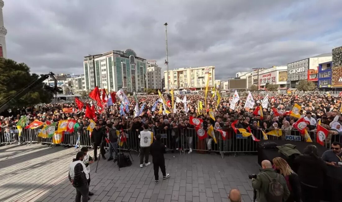DEM Parti, Esenyurt'ta 'Özgürlük için Ekmek, Adalet ve Barış' temalı
