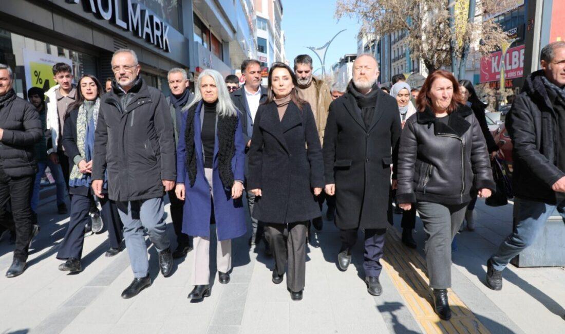 Van Büyükşehir Belediyesi Eşbaşkanı Abdullah Zeydan'a 3 yıl 9 ay