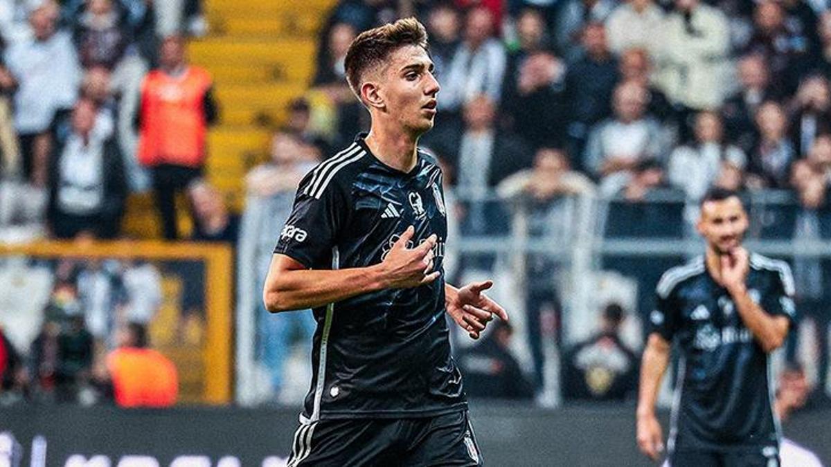 Demir Ege Tıknaz'ın Portekiz'deki heyecan verici macerasını keşfedin. Sporting Lizbon