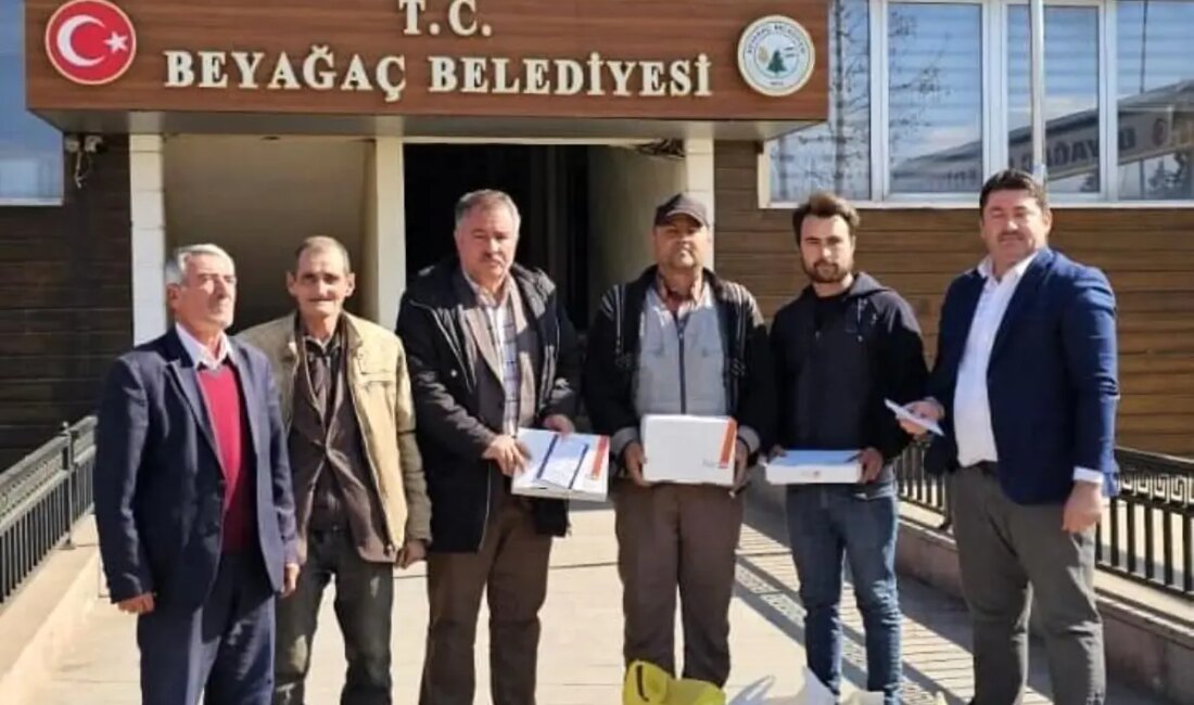 Denizli Beyağaç Belediyesi, düğün sahiplerine ücretsiz davetiye desteği sunarak mutluluklarını