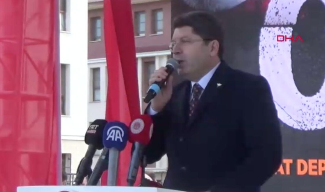DHA 6 Şubat 2023 depremlerinin yıldönümünde düzenlenen anma törenine katılın.