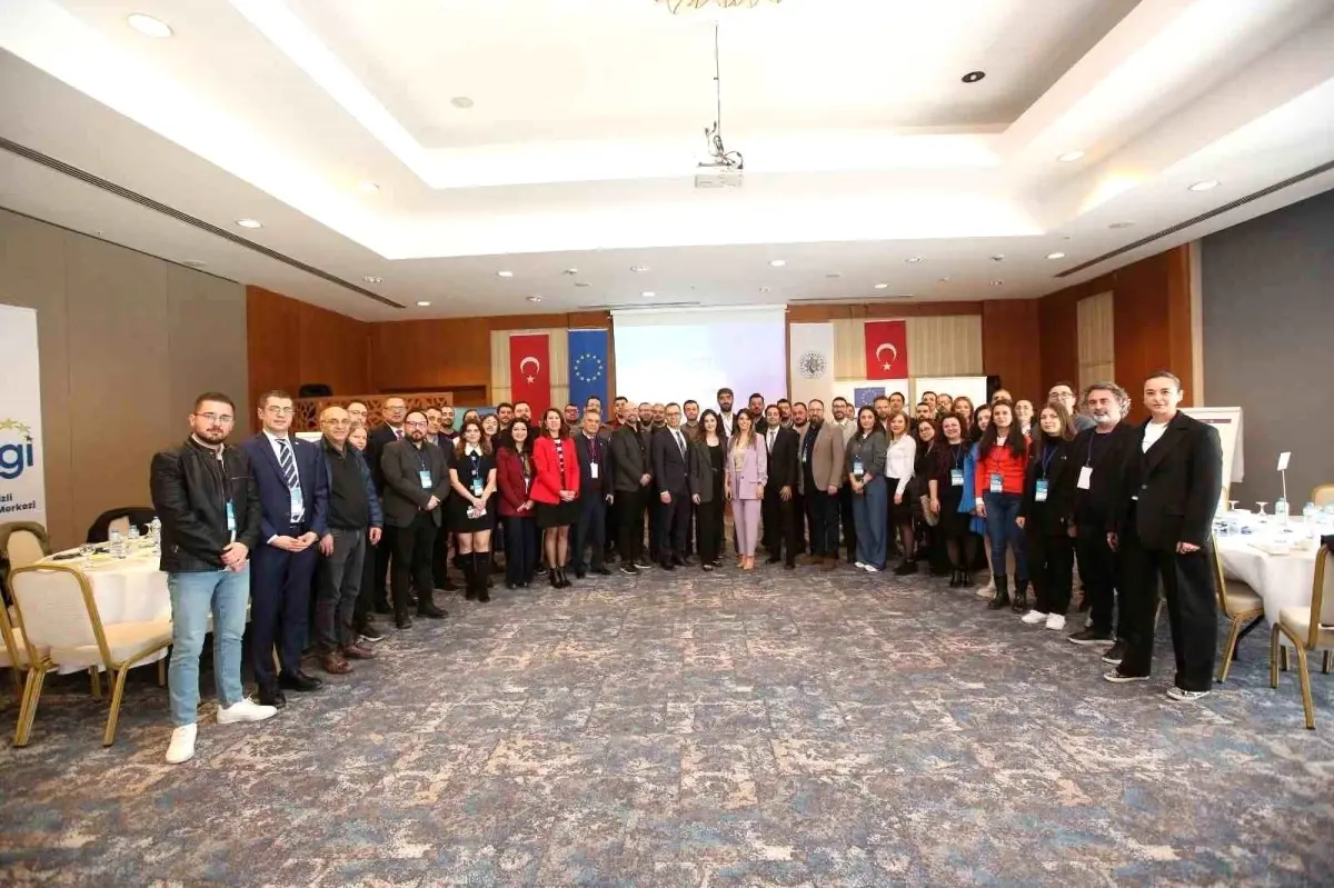 Denizli'de gerçekleştirilen Dijital ve Yeşil Dönüşüm Çalıştayı, sürdürülebilirlik ve teknolojik