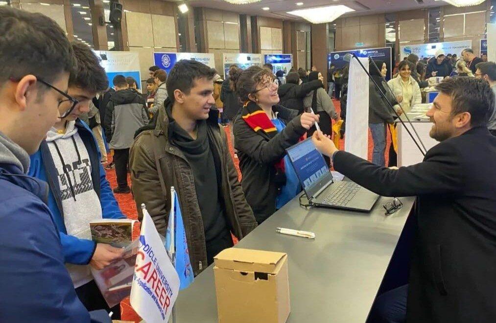 Üniversite adaylarının bilinçli tercih yapmalarına katkı sağlamak amacıyla düzenlenen 10.