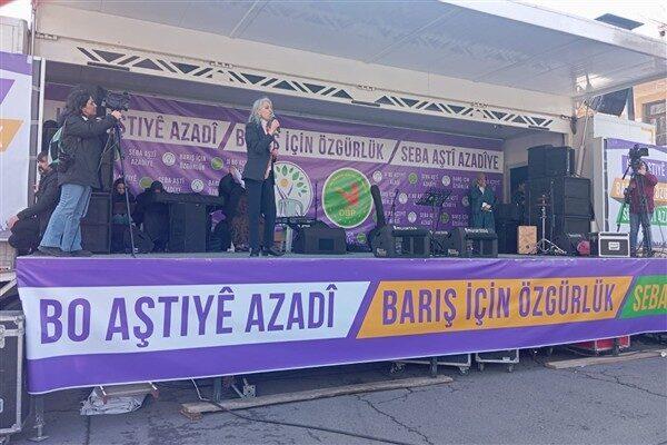 Diyarbakır İstasyon Meydanı bugün Dem Parti ve Demokratik Bölgeler Partisi’nin