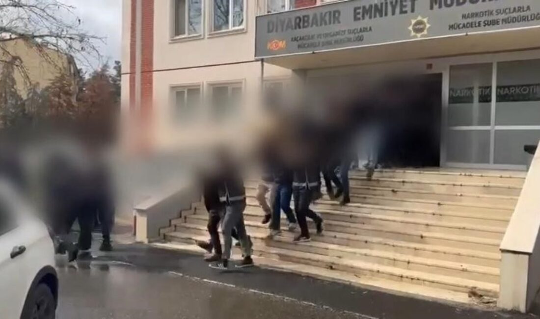 Diyarbakır merkezli, Mersin ve Aydın’da silahlı organize cürüm örgütüne yönelik