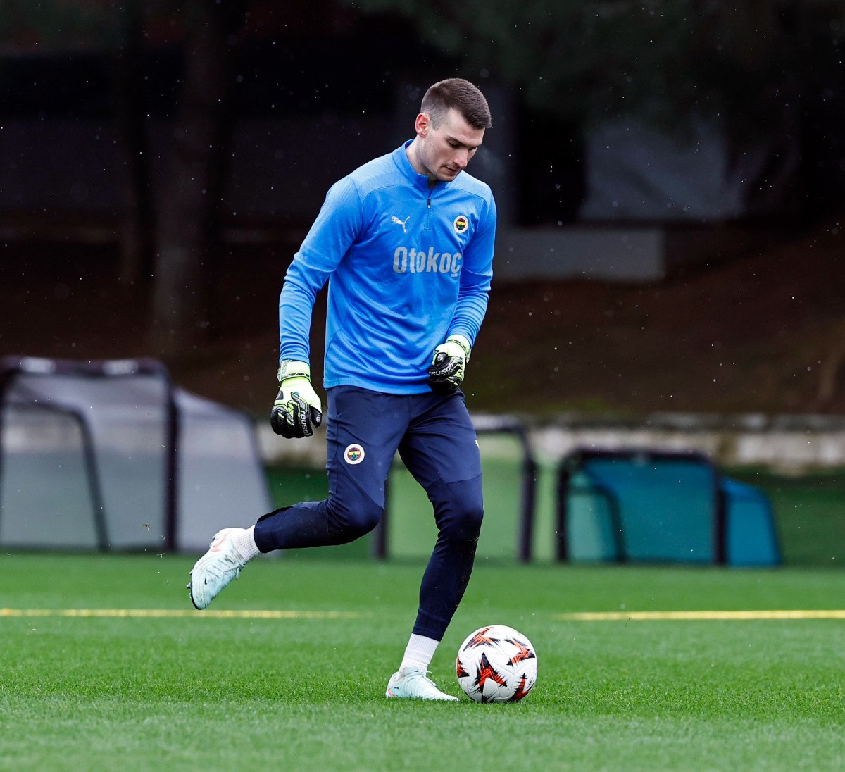 dominik livakovic kadroyla birlikte calisti 0 YSu51ShF