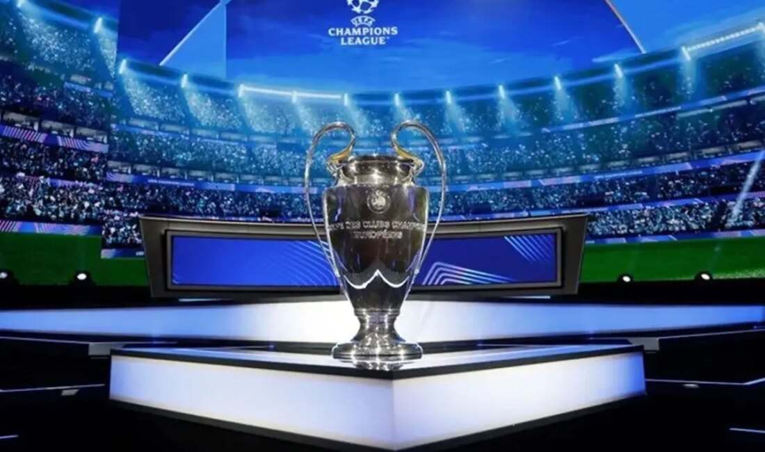 Şampiyonlar Ligi Play-Off Tipi rövanş müsabakalarının akabinde Benfica, Feyenoord, Bayern