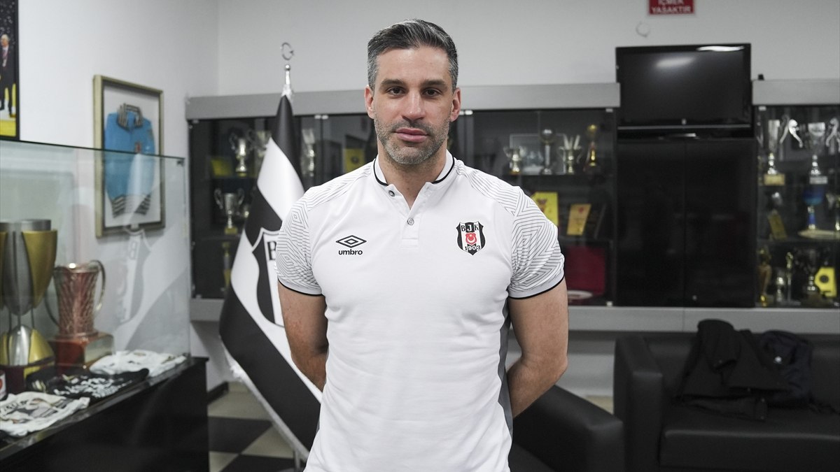 Beşiktaş Erkek Basketbol Kadrosu Başantrenörü Dusan Alimpijevic, en büyük hayalinin