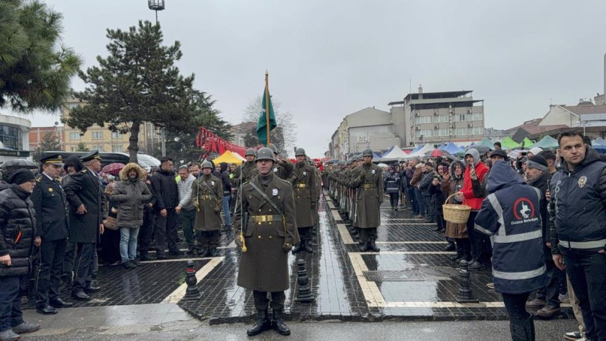 Düzce Şehidi Uzman Çavuş Mustafa Bazna'nın Cenaze Töreni