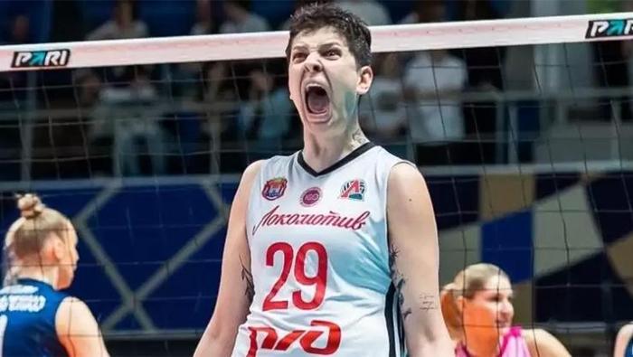 Ebrar Karakurt'un Lokomotiv Kaliningrad'daki Krizi ve Eczacıbaşı'na Dönüş İddiaları