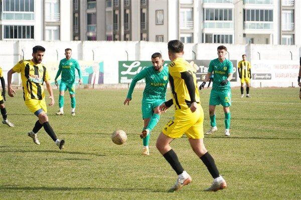 Bölgesel Amatör Lig (BAL) 8. Grup'ta şampiyonluk mücadelesi veren 1966