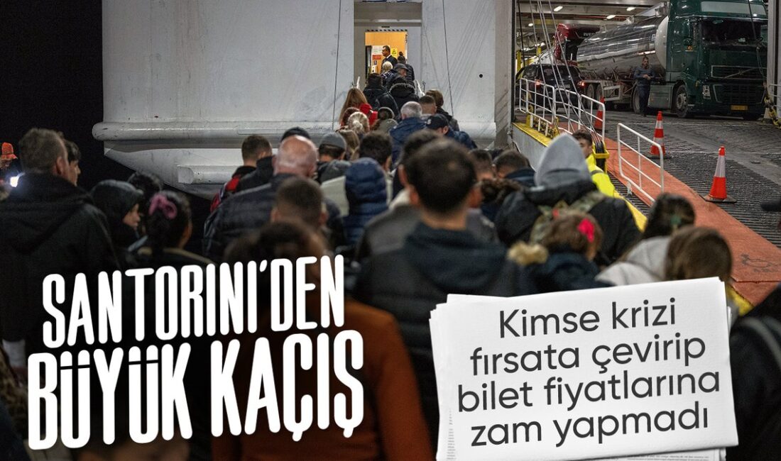 Ege Denizi'nde Santorini'de meydana gelen depremler, yerel halkı ve turistleri