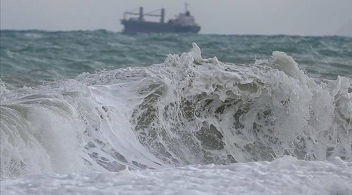 Ege Denizi'nde Tsunami Tehlikesi: Uzmanlardan Açıklamalar