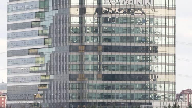 Ege'de Tsunami Tehlikesi ve Sismik Aktivite Üzerine Uzman Açıklamaları
