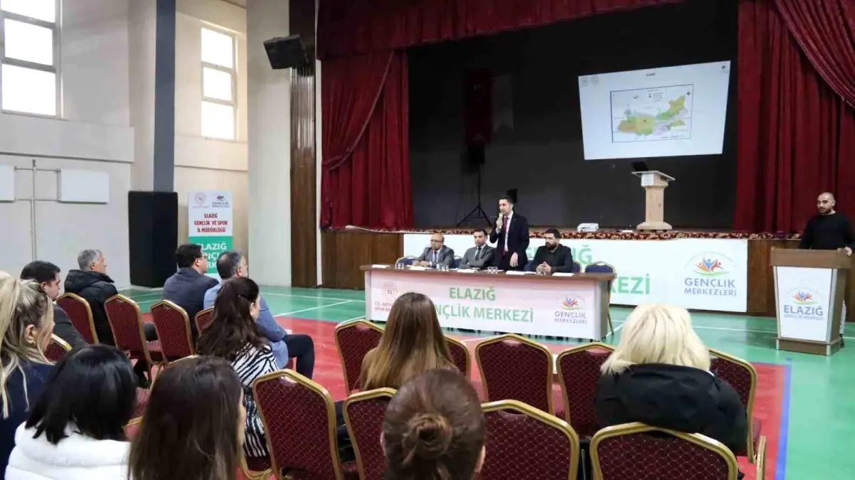 Elazığ'da öğrencilerin yeteneklerini keşfetmeleri için düzenlenen yetenek taraması etkinliği, geleceğin